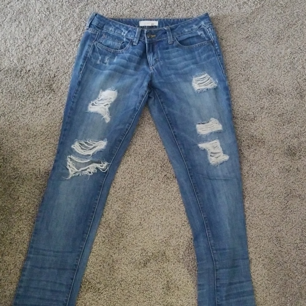 2.1 Distressed Jean